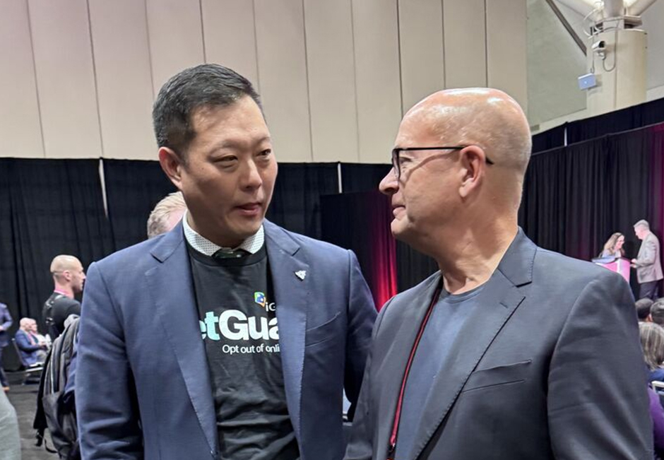 Andreas Ditsche and Stan Cho Talking at the SBC Summit Canada