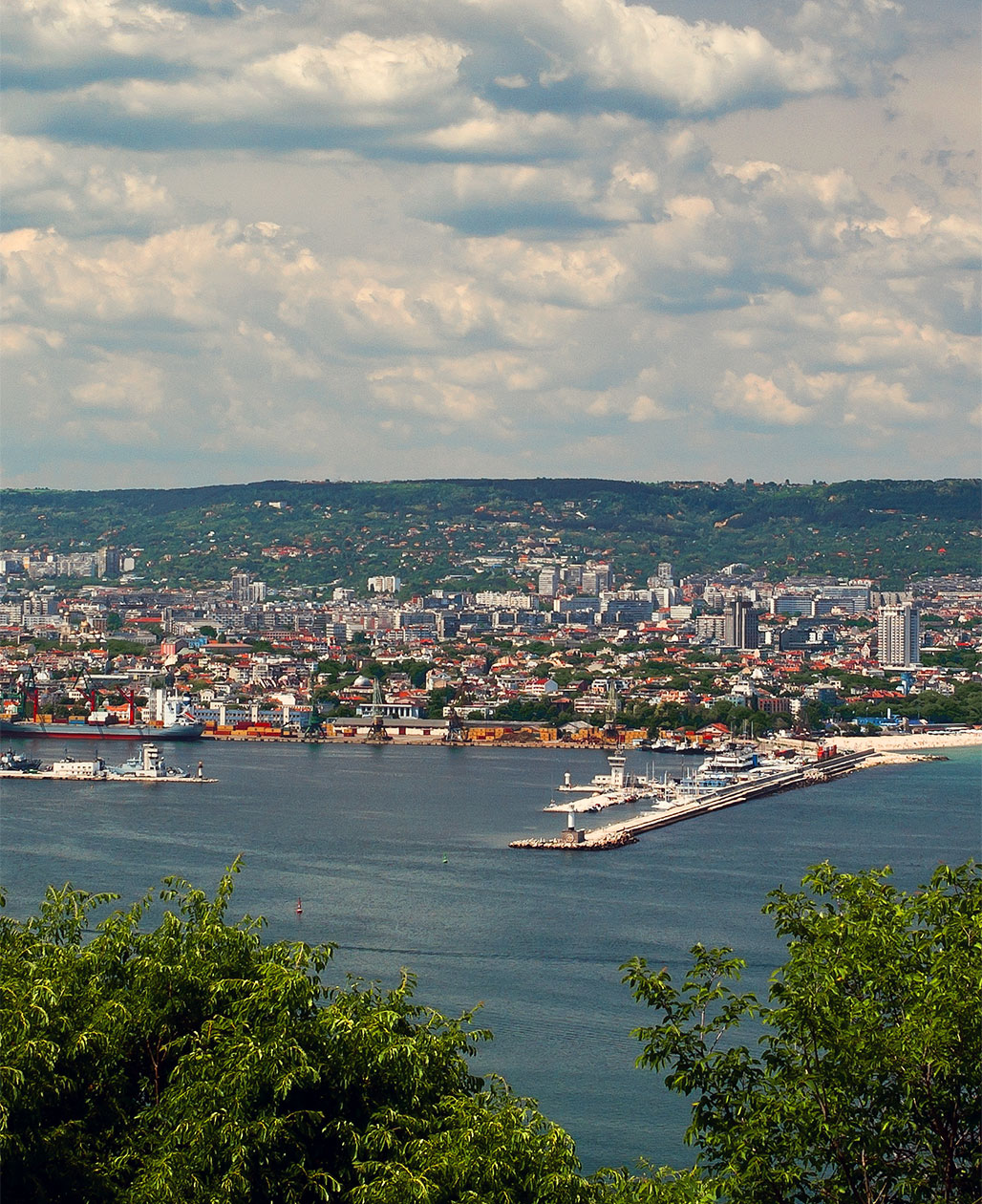 A view from above of the city of Varna.